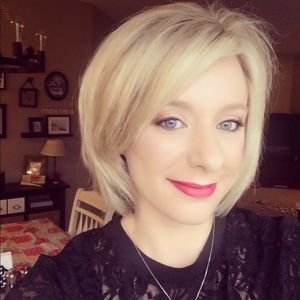 Meet your Posher, Allison